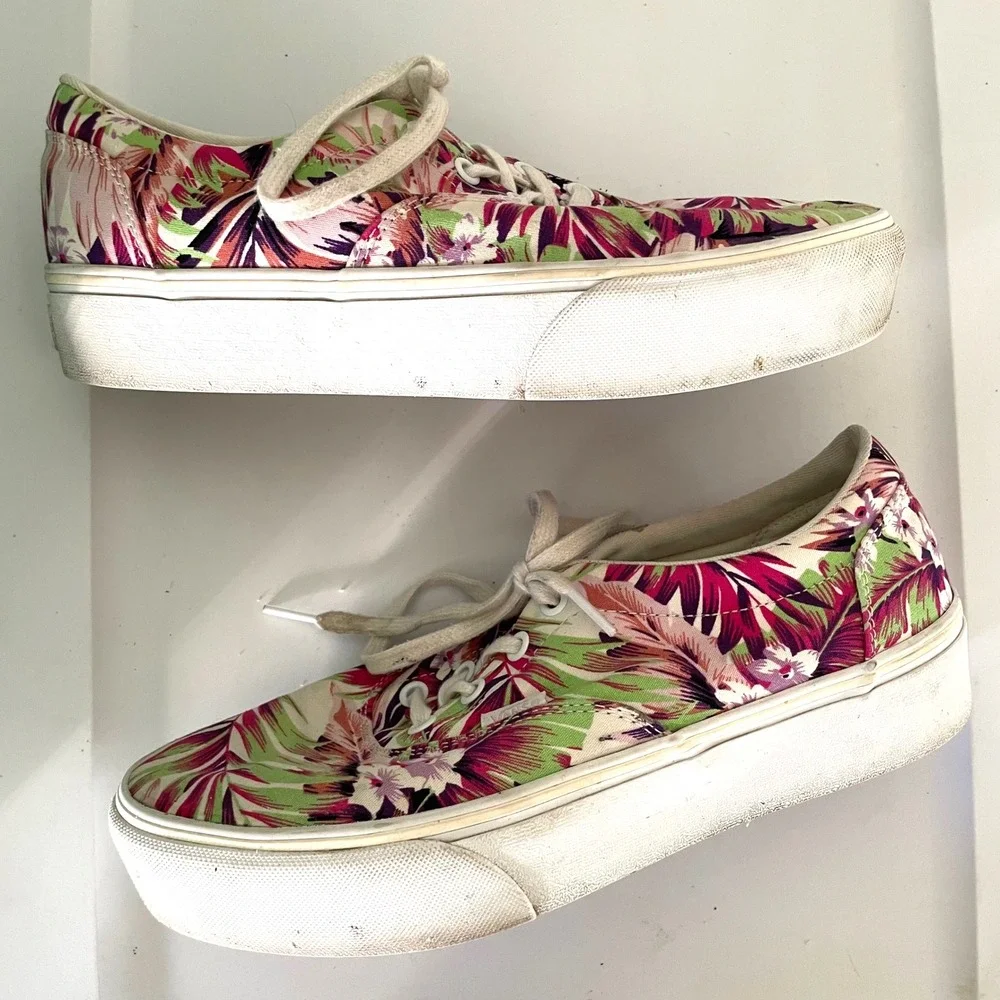 Vans tropical shoes Size 9.5 Classic Lace Up Hibiscus Palm Leaves Purple Pink - Picture 3 of 11